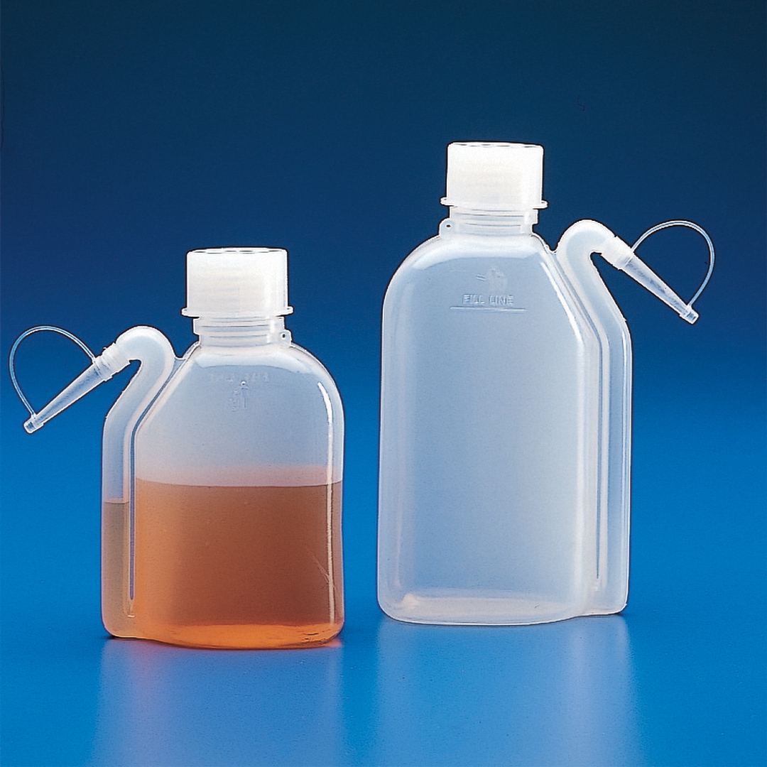 Integral Wash Bottles, Material PE Dixon Science